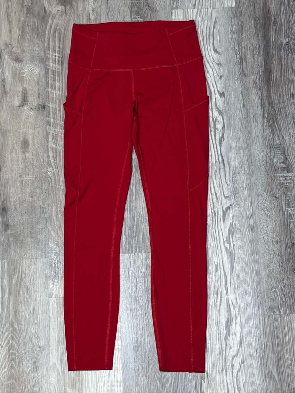 Lululemon Fast & Free 7/8 Tight II
Non Reflective Nulux 25" Dark Red
4 - Picture 4 of 9
